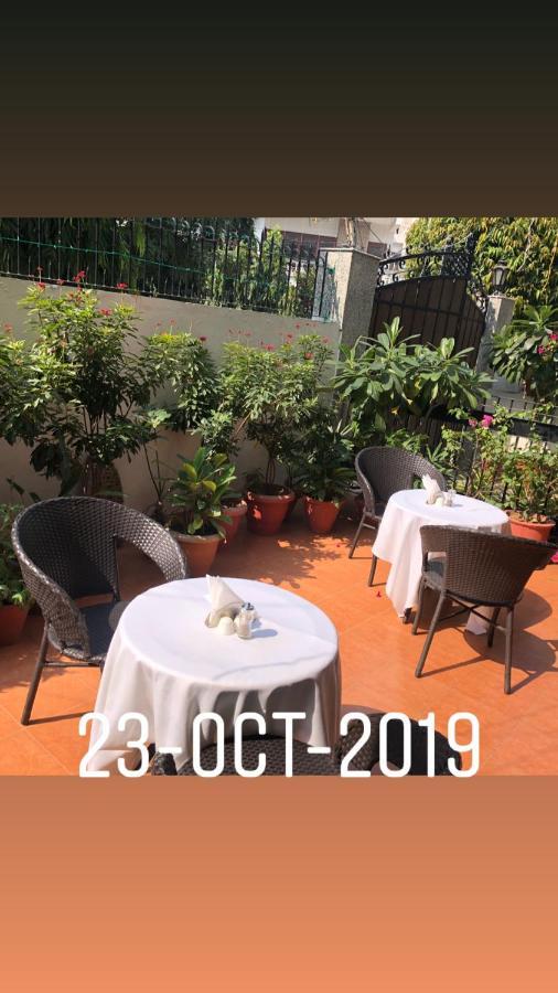 The Neem Bed and Breakfast New Delhi Eksteriør billede