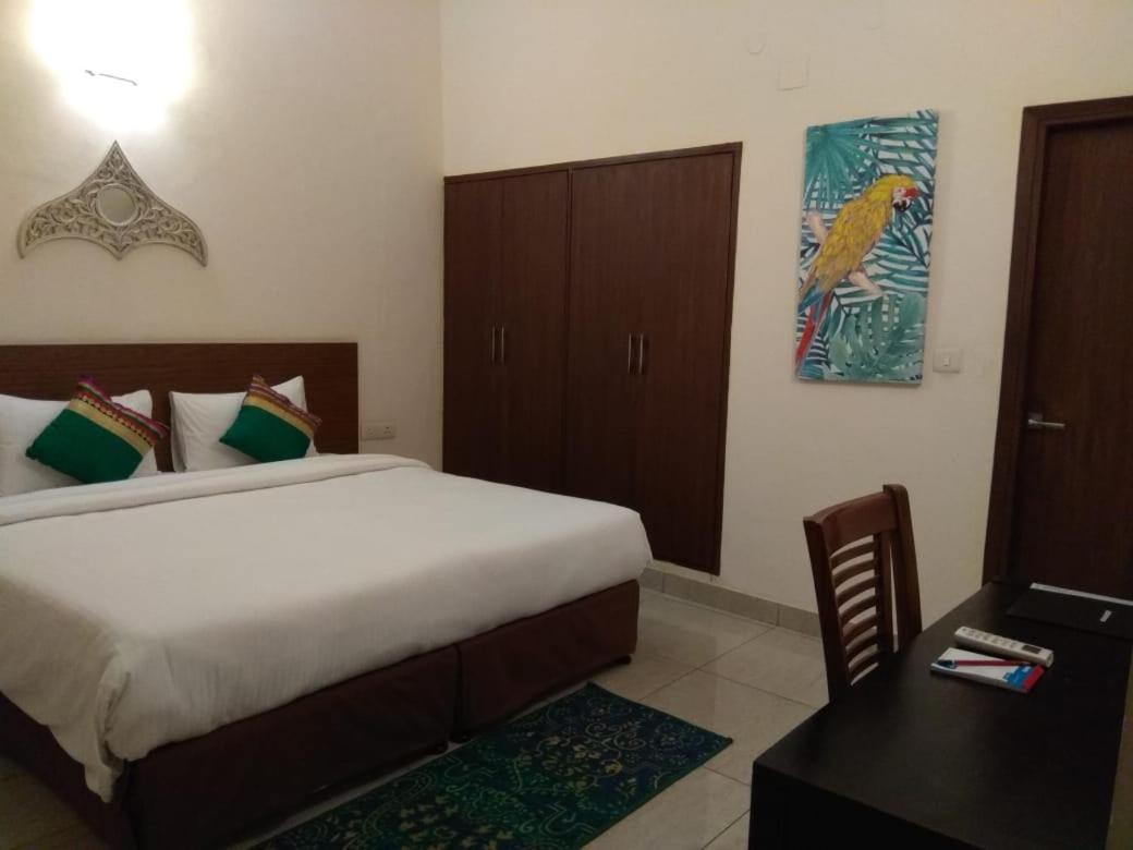 The Neem Bed and Breakfast New Delhi Eksteriør billede